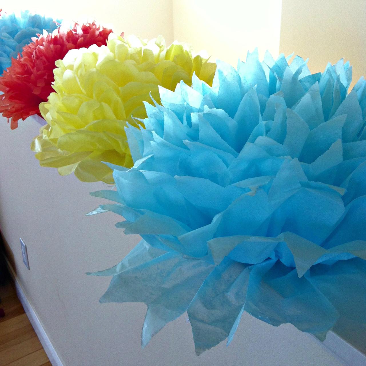 How to make paper flowers for decoration