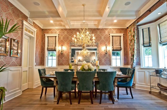 How to decorate the formal dining room